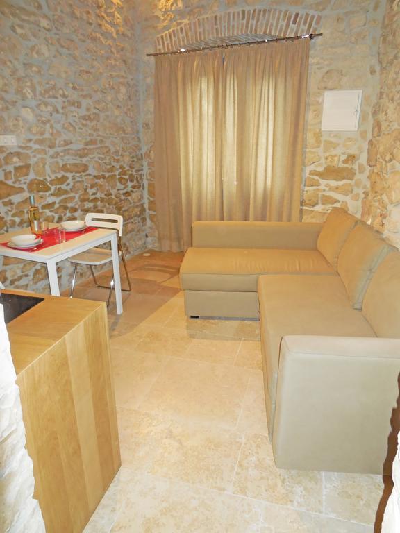 Stone House Apartments Brtonigla Exterior foto